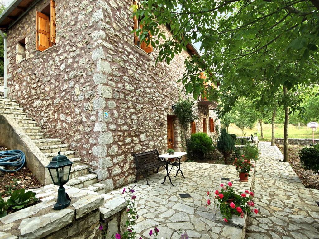 Andrea Sofi Guesthouse Dimitsana Buitenkant foto