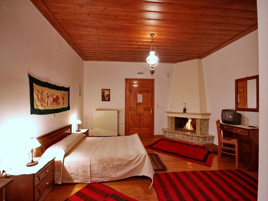 Andrea Sofi Guesthouse Dimitsana Buitenkant foto