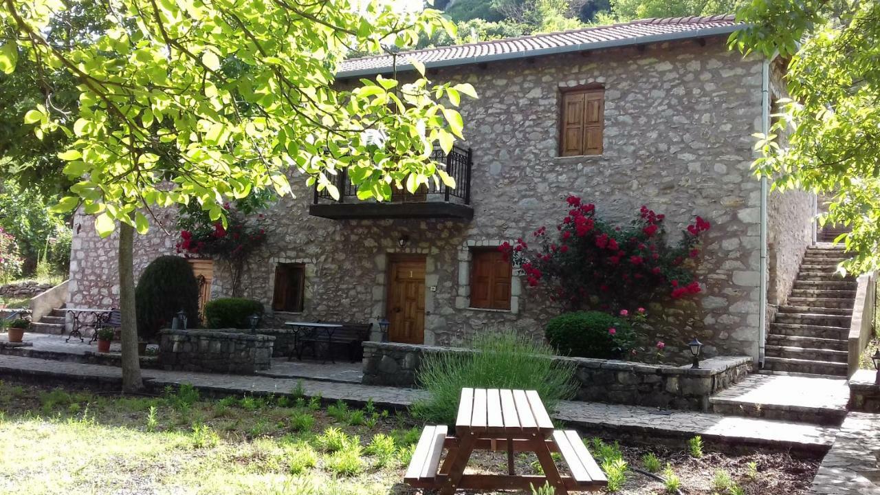 Andrea Sofi Guesthouse Dimitsana Buitenkant foto